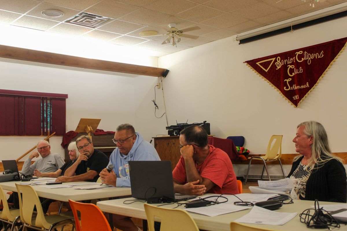 Tehkummah council told to ‘stop bickering’ at last week’s meeting attended by ratepayers