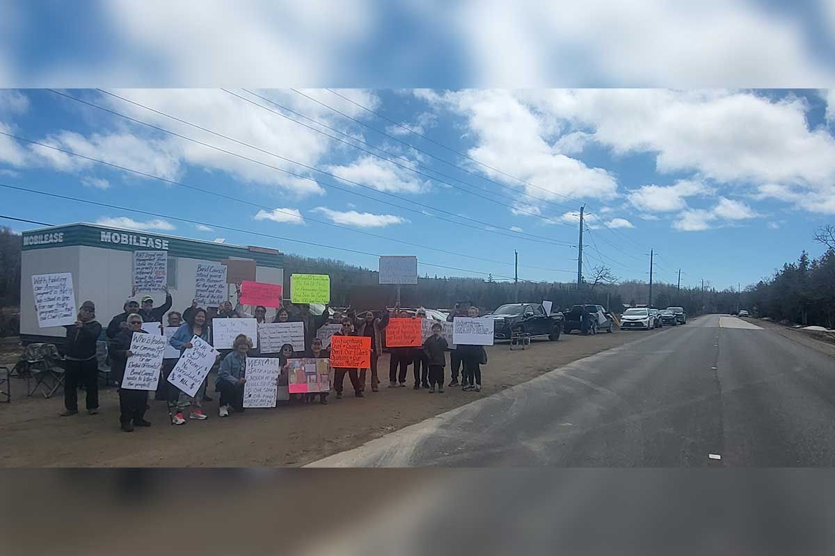 Wiikwemkoong protestors challenge chief and council’s RHT disbursement decisions