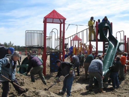 Over 200 volunteers turn out to help complete beach playground