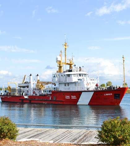 Canadian Coast Guard looks to the private sector for buoy management in local waters