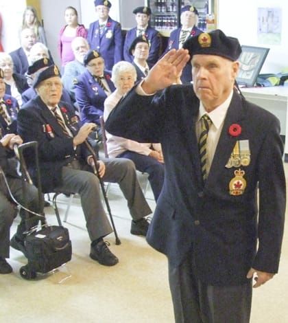 Little Current Legion draws in large crowd for wreath laying ceremonies