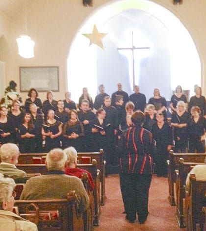Island Singers delight audiences with sounds of the season