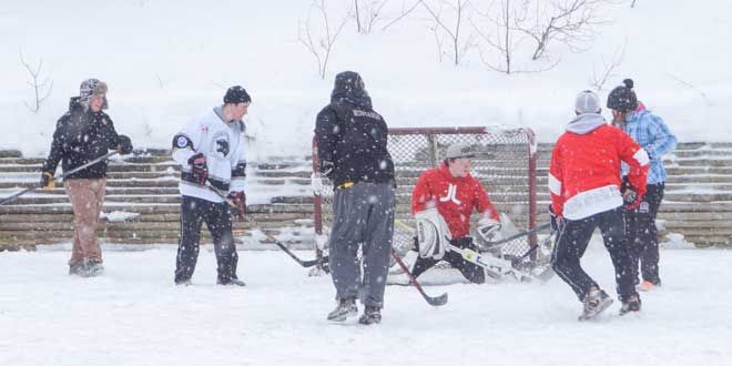 Winter winds couldn’t keep Kagawong Winterfesters at bay
