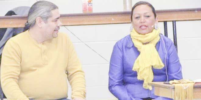M’Chigeeng Knowledge Symposium stresses that decolonization of 91���˵���s must take place in order to move ahead in healing