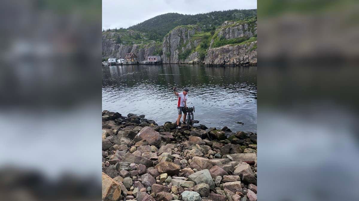 Peter Carter completes cross-Canada bicycle ride