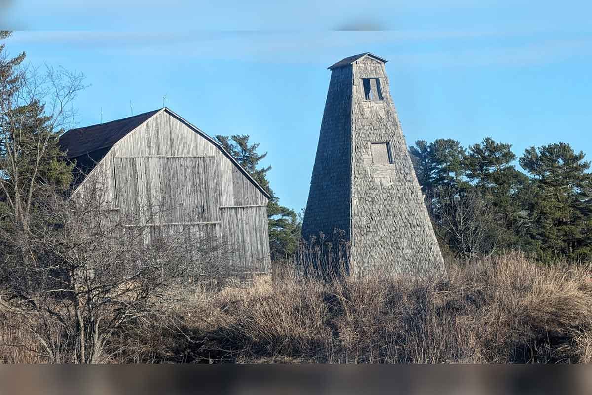 Billings supports heritage designation of Manitoulin Island’s last ‘fox tower’ 