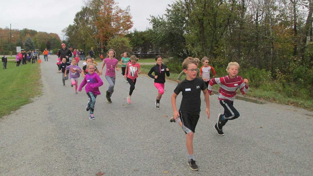 Twenty-five take part in annual Thunder Fun Run