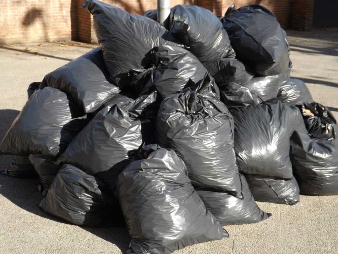 Dawson Township landfill closed, local reps negotiate with province