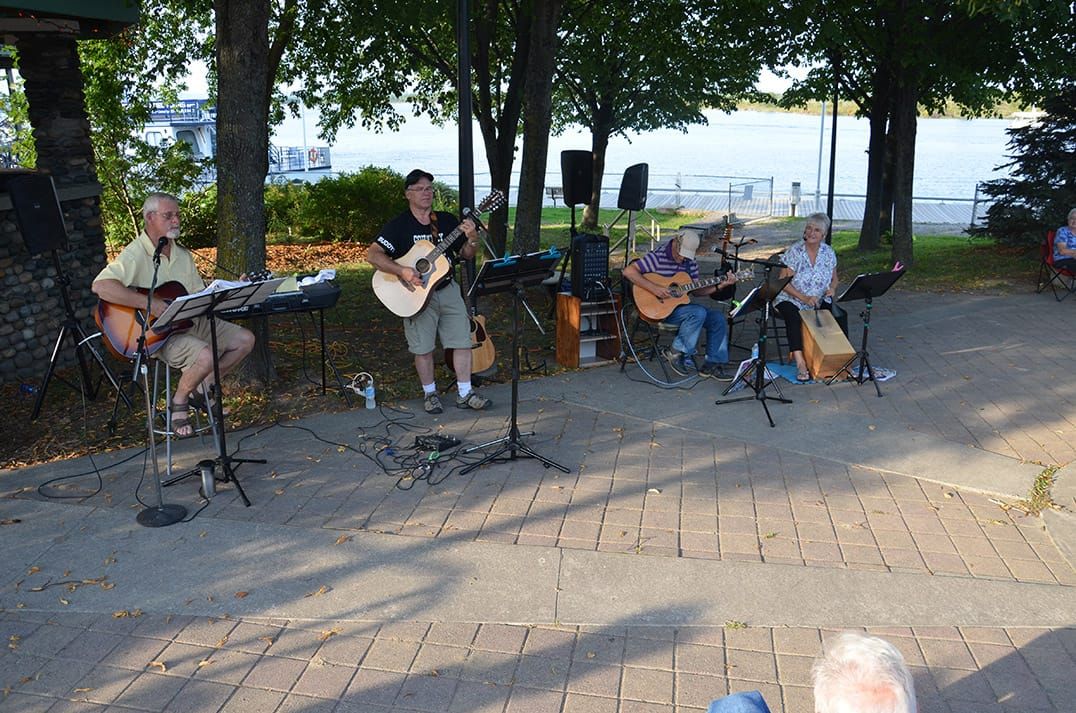 Friday night Country Jam in Little Current a successful fundraiser