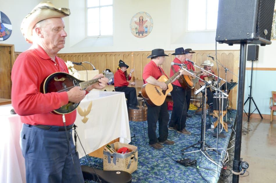 Island musicians gather to help heat Holy Cross Church in Wikwemikong