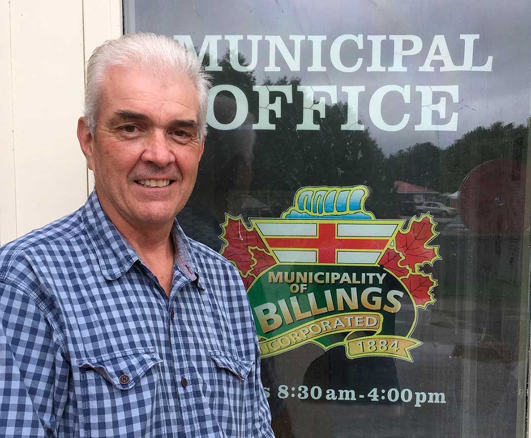 Public meeting held to outline plans for Kagawong Main Street Hill project