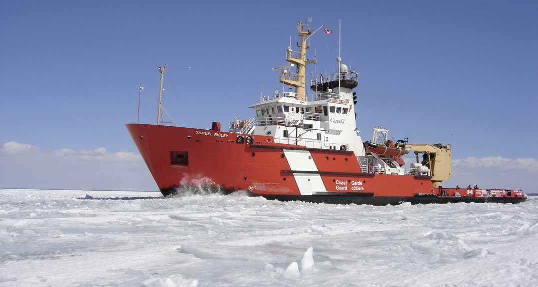 Icebreaking operations for Cockburn Island/Thessalon