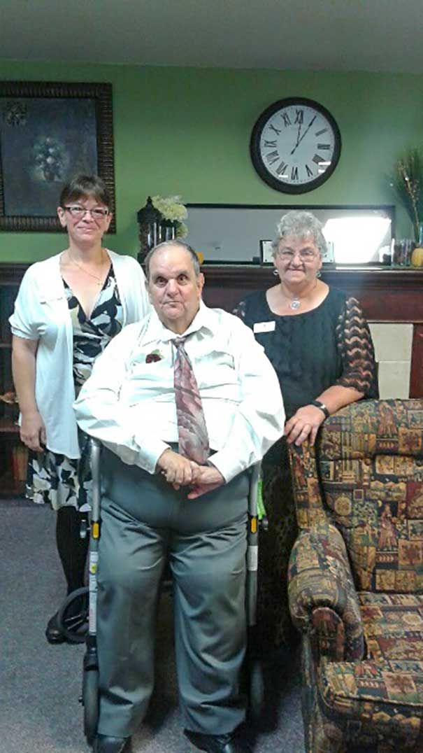 Manitoulin Lodge resident receives Jarlette Making a Difference Award
