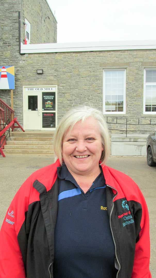 Joellen Sloss says having fun while volunteering makes it all the better