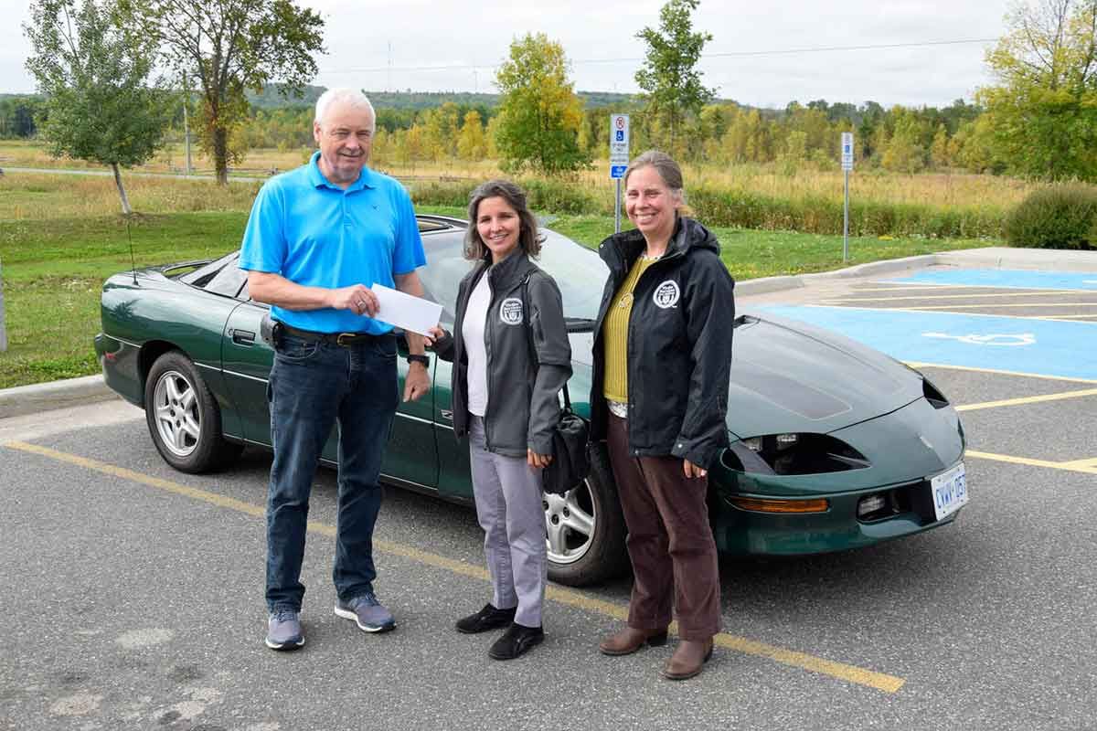 Espanola’s Knight Cruisers car club donates to Manitoulin Sudbury Victim Services