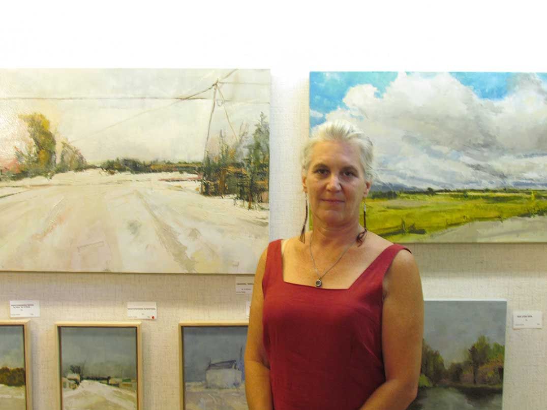 Water Forms displays the beautiful works of artist Lauren Satok