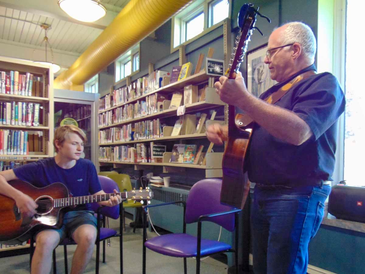 Open mic at NEMI Public Library attracts local talent