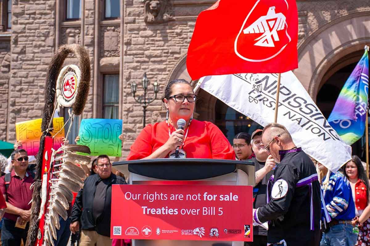 Grand Chief Linda Debassige demands Ontario environment minister resign