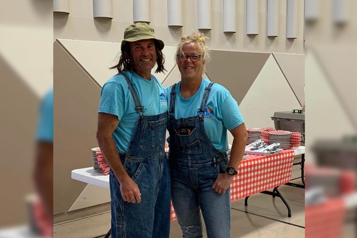 Volunteering as a couple helps make the heart grow fonder