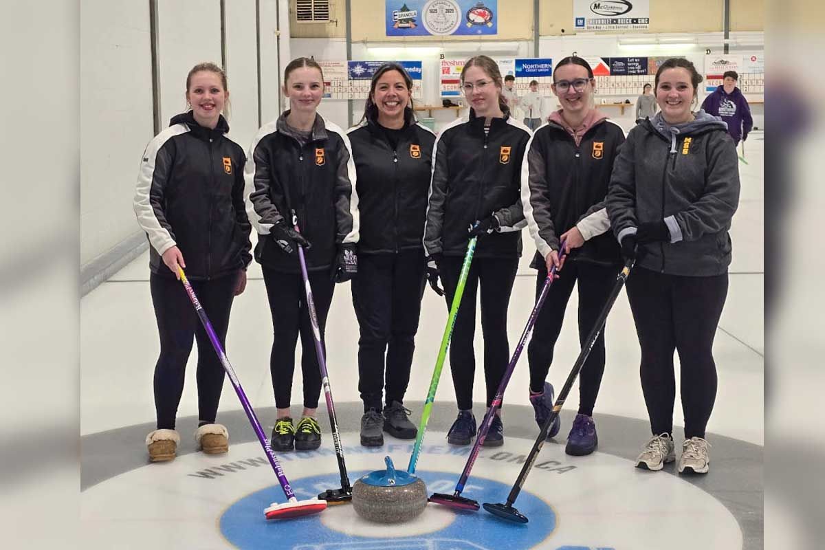 Manitoulin Mustangs rock the house!