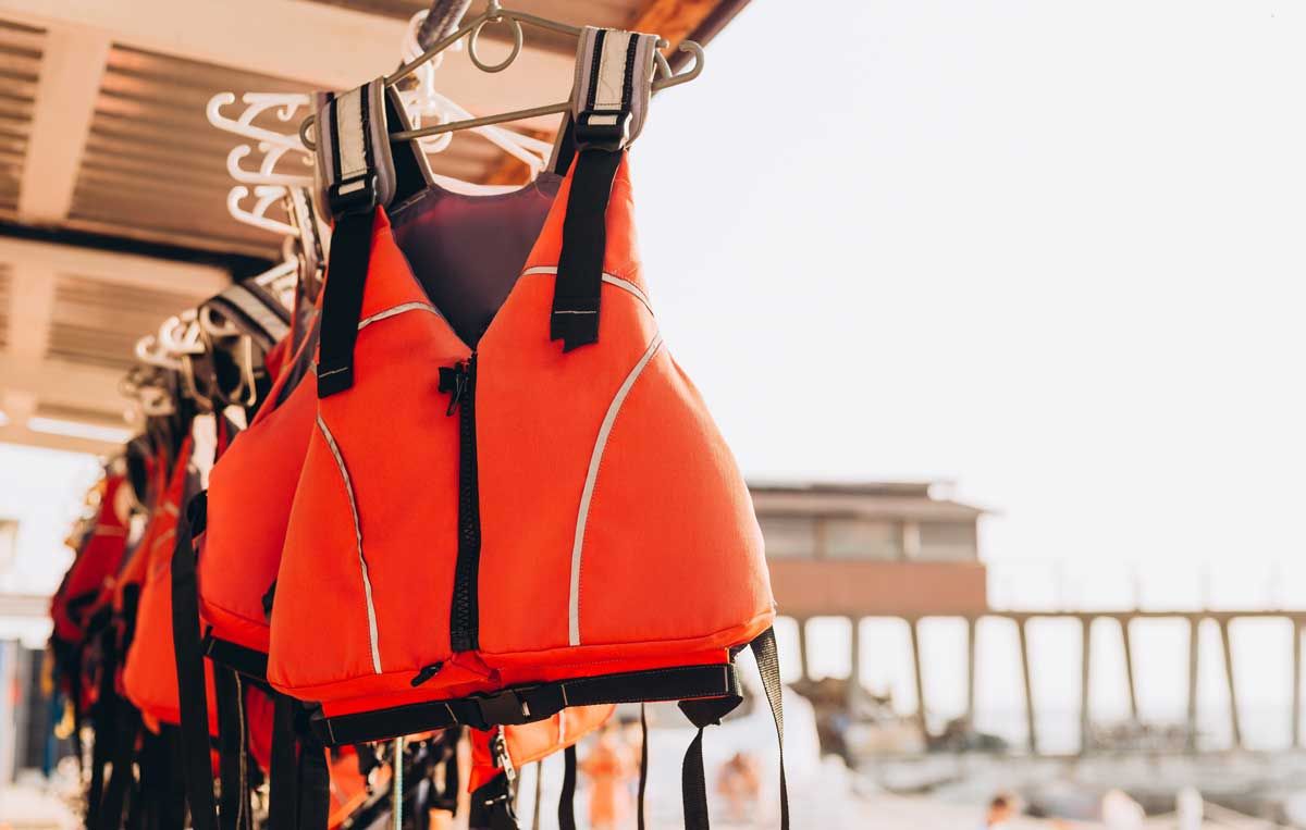 Boating community weighed in on proposed new lifejacket regulations