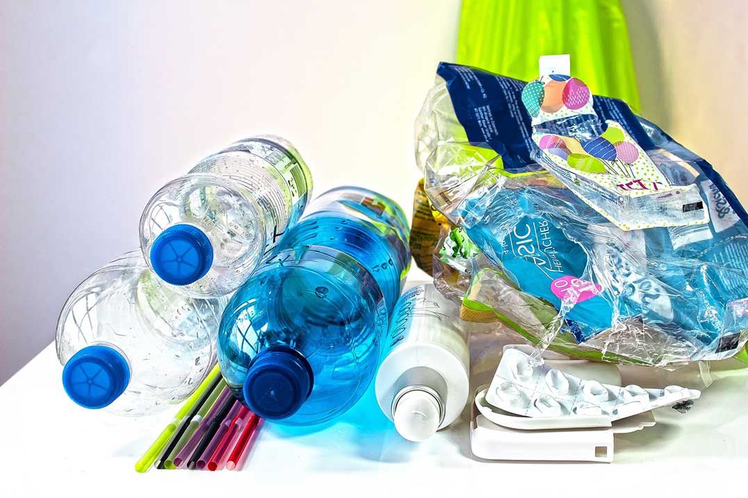 Single use plastic items to be banned in Canada