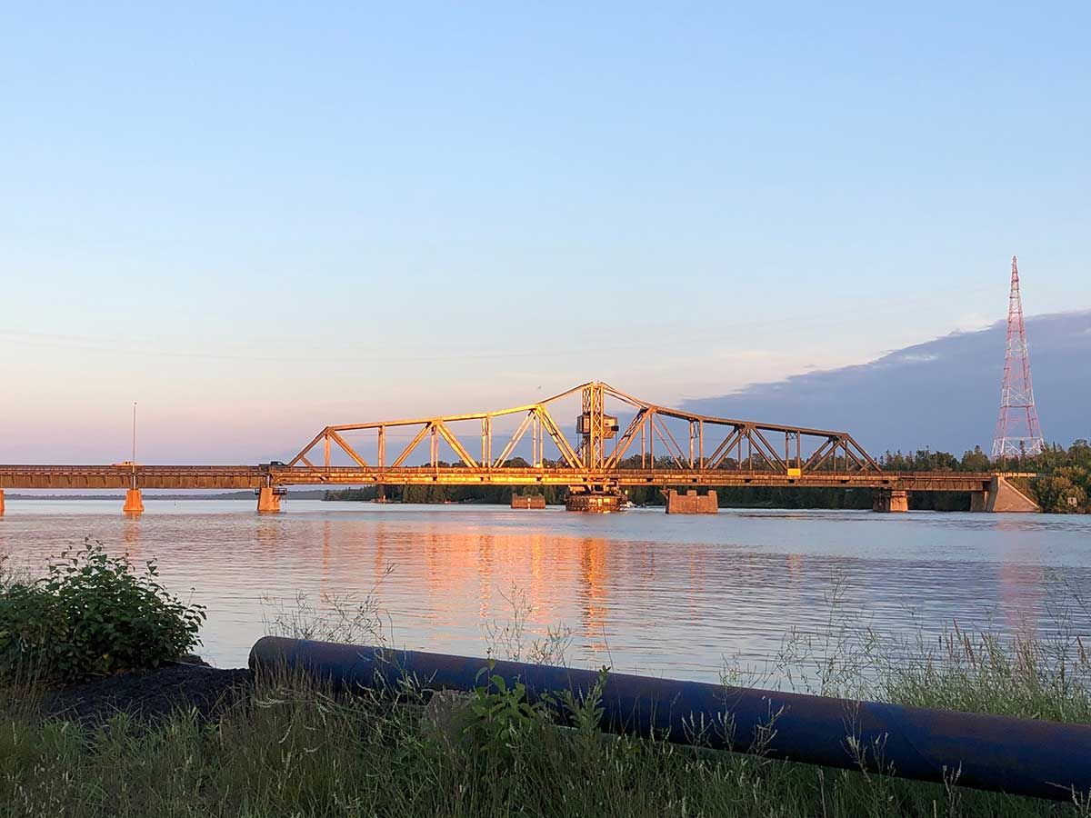 What if the swing bridge has catastrophic failure?