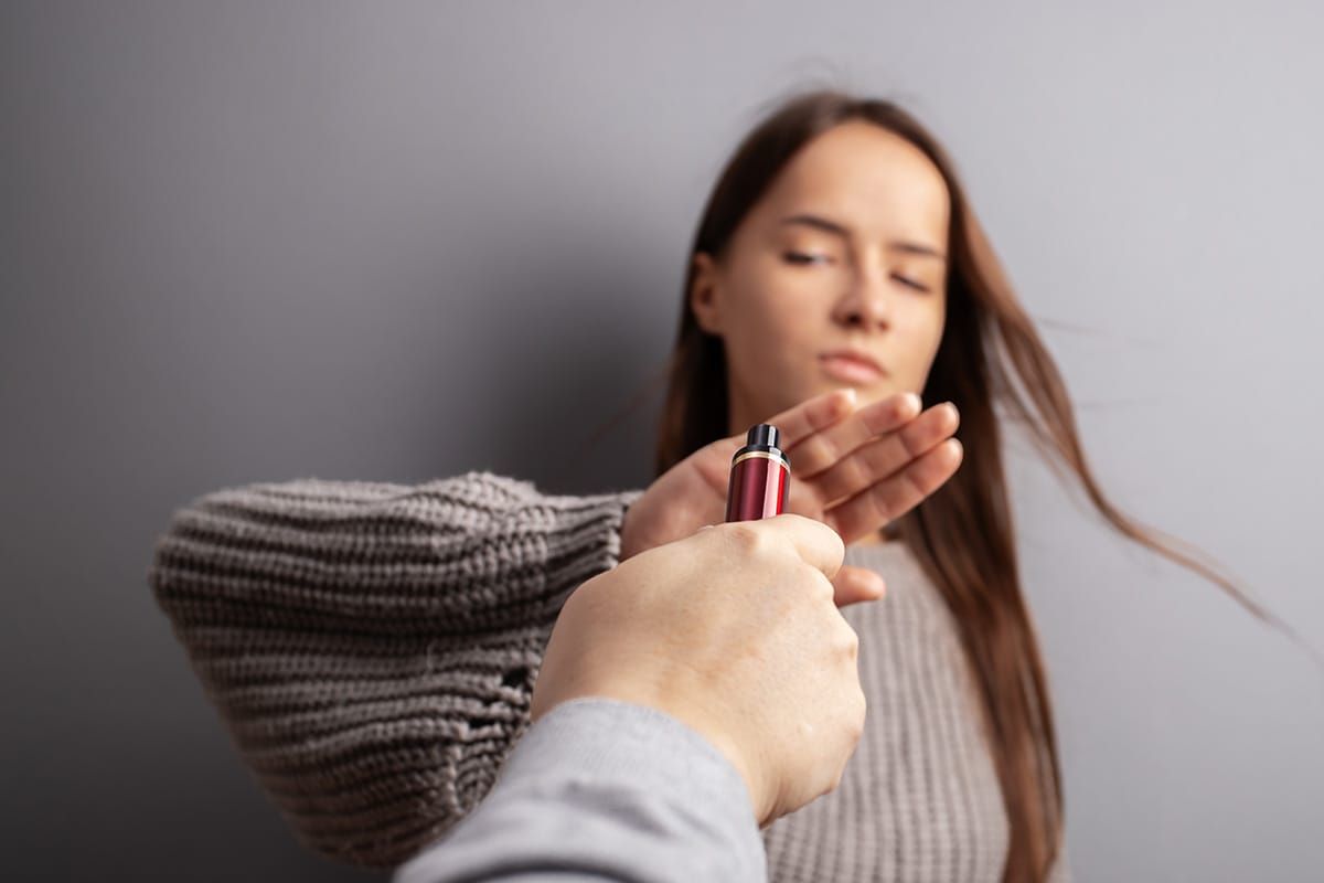 Ontario mandates no vaping, cellphone restrictions in schools
