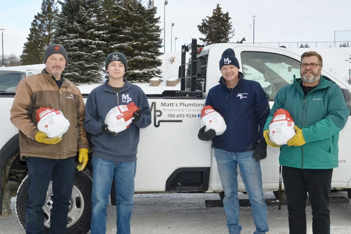 Manitoulin man gives out 300 turkeys to Sudbury families