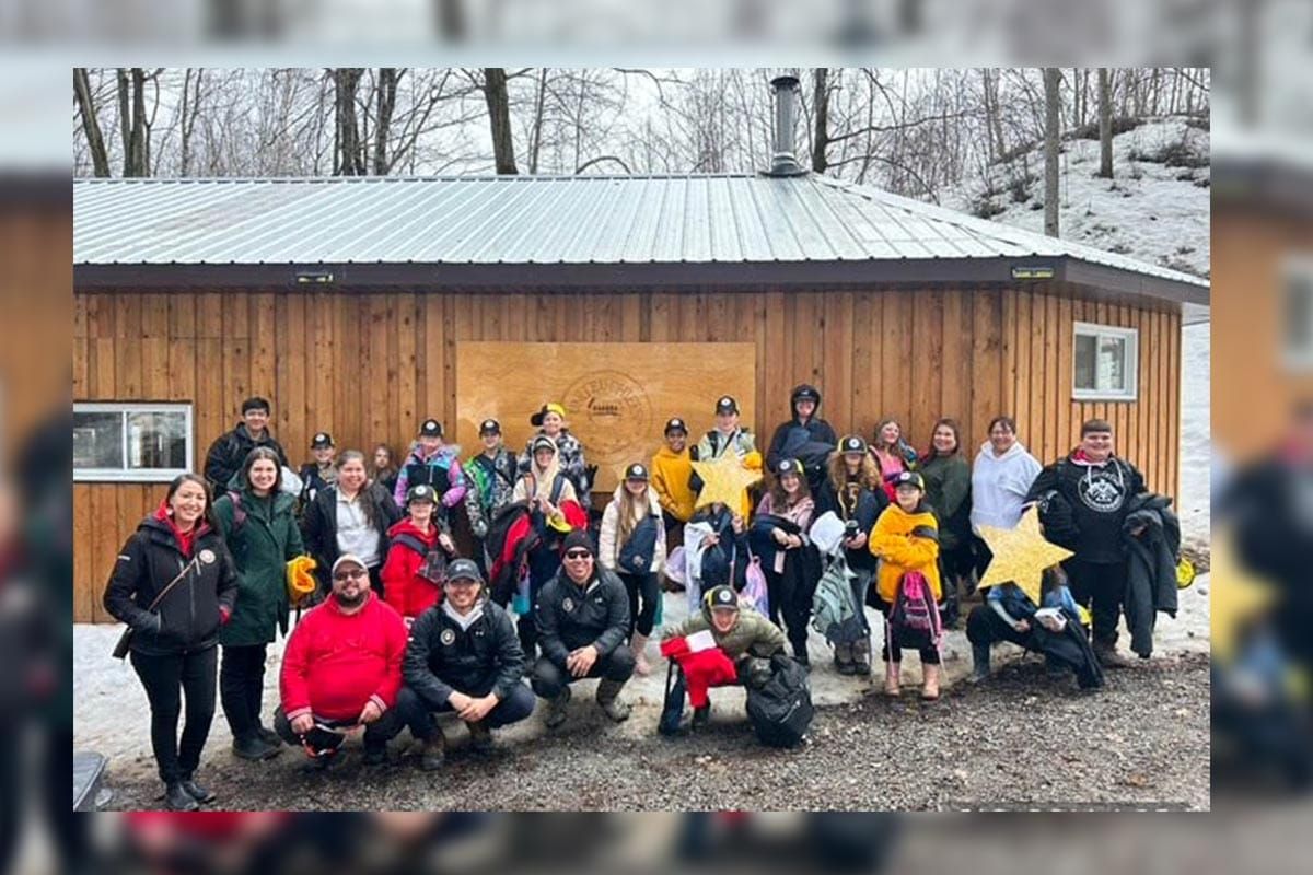 Adamsdale Public School takes a road trip to the M’Chigeeng UCCMM Sugar Bush