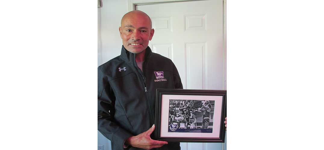 Local basketball star inducted  into the UWO Hall of Fame