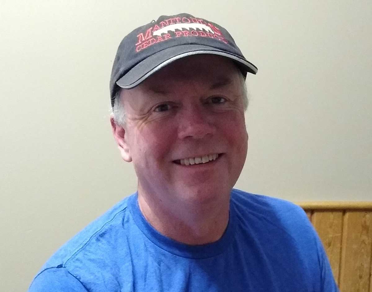 Volunteer Brad MacKay lends a hand