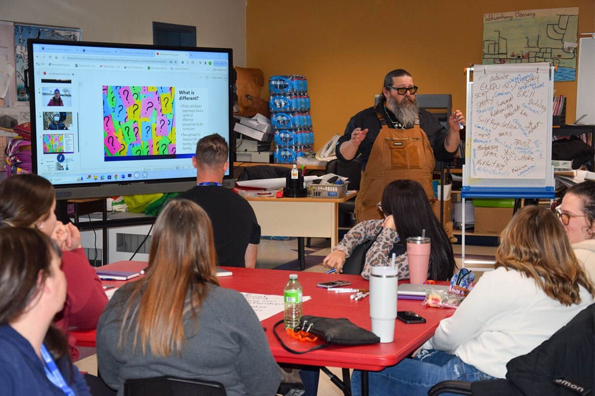 Wiikwemkoong Board of Education hosts signature education conference
