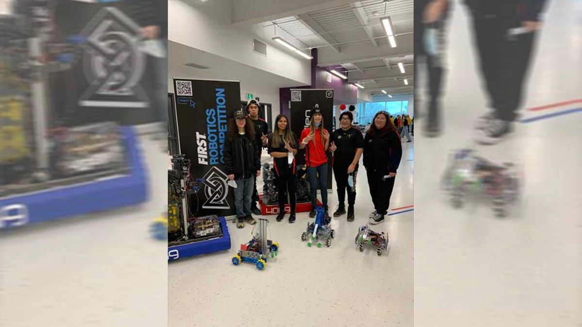 Wiikwemkoong High School teams fare very well at robotics competition
