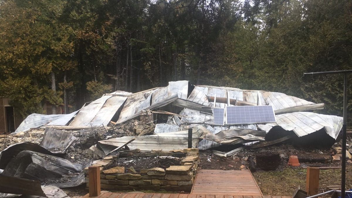 Tehkummah fire razes family home