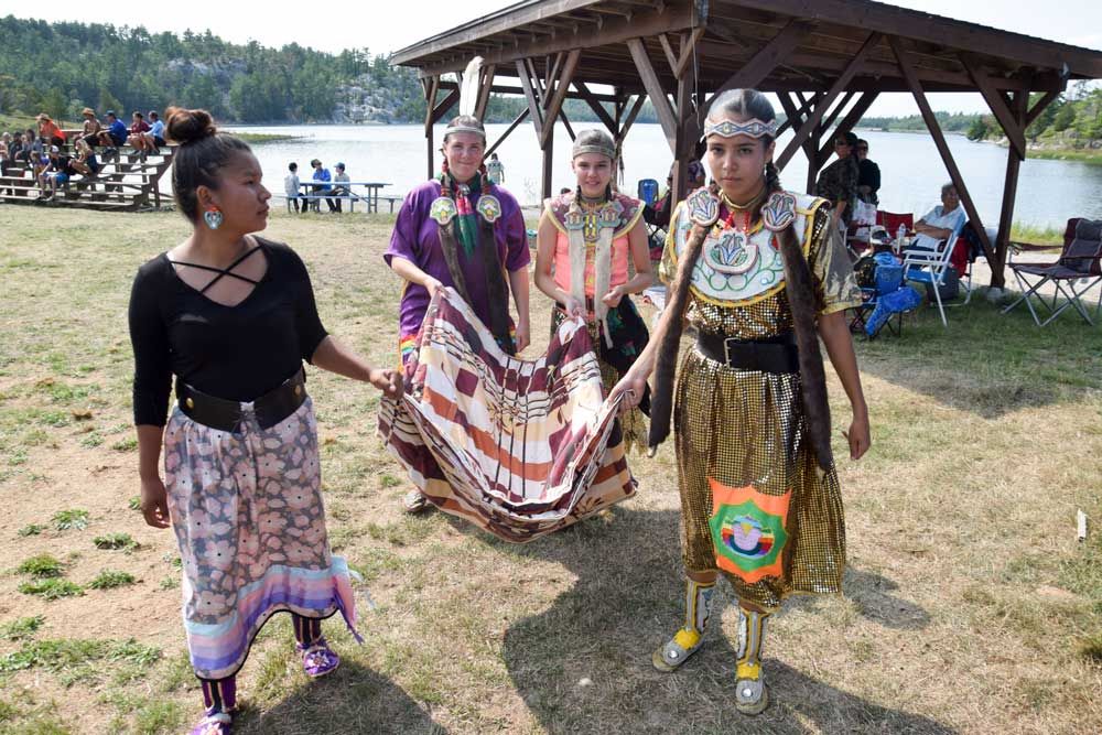Whitefish River 91���˵��� annual powwow small but mighty