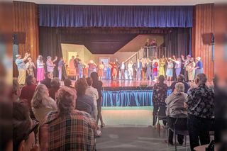 Phoenix Theatre knocks tragic comedy Bonnie & Clyde out of the park