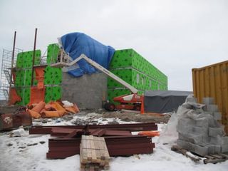 New hotel schedules late June completion