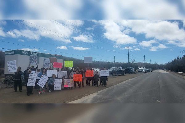 Wiikwemkoong protestors challenge chief and council’s RHT disbursement decisions