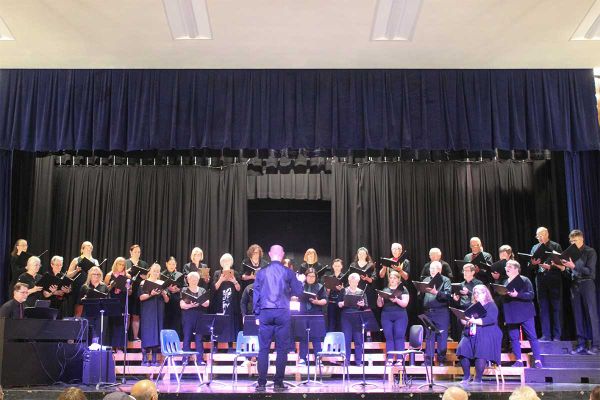 Pictures: Ambe, all are welcome on Island Singers stage