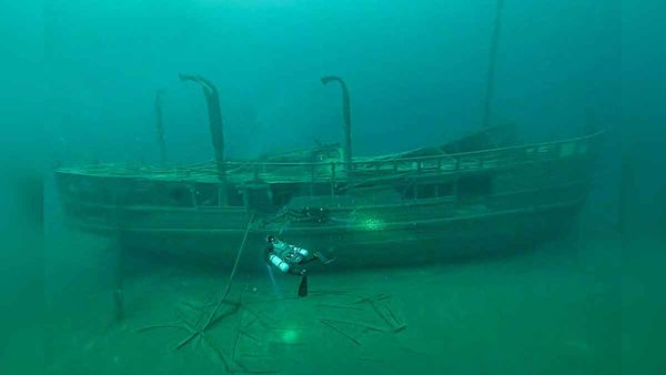 Divers get firsthand look at wreck of Jane Miller