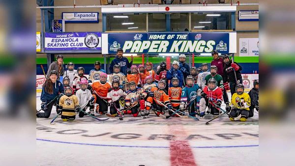 Kelly Babstock hosts Indigenous hockey camp