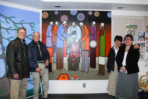 New painting at Wiky Health Centre celebrates bi-cultural healing skills