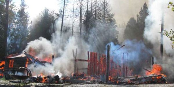 Cottage destroyed in Smith Bay fire