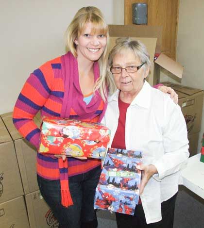Green Bay woman to deliver shoeboxes