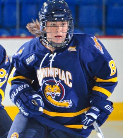 Hockey player with Island roots shines in US college hockey