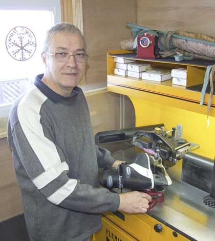 Little Current blade sharpening business has it down to a science