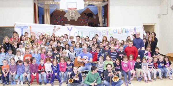Assiginack school celebrates grant with music-filled assembly