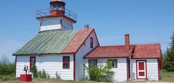 Dawson Citizens group in negotiations to take over the Mississagi Lighthouse