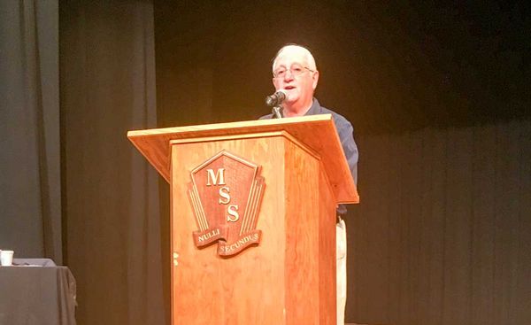 Islanders pose questions to MPP hopefuls during Expositor’s All Candidates’ Night